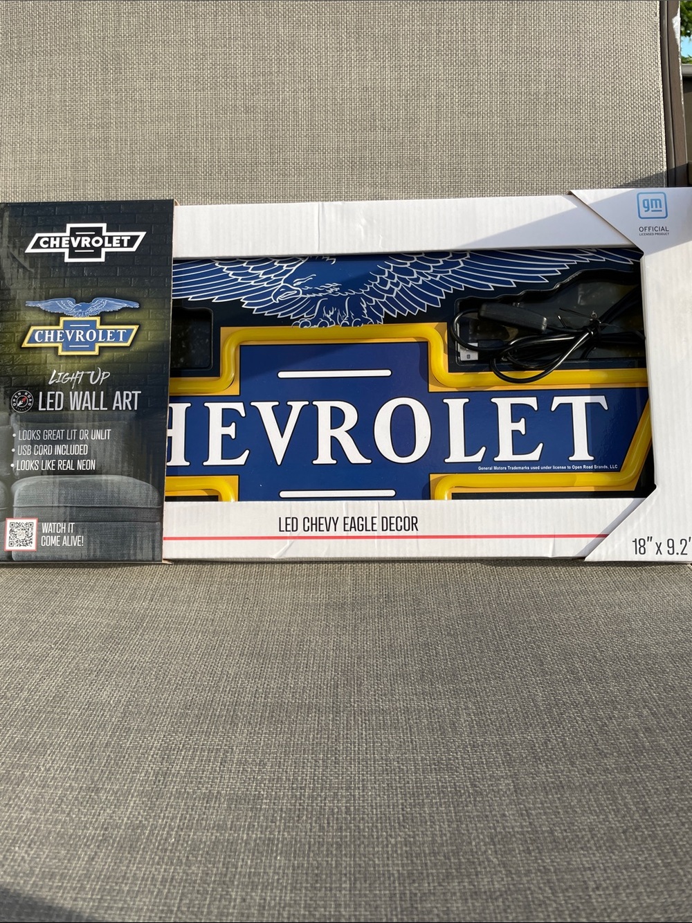 NWT Chevy Eagle/Bow Tie LED Light Up Wall Art Decor